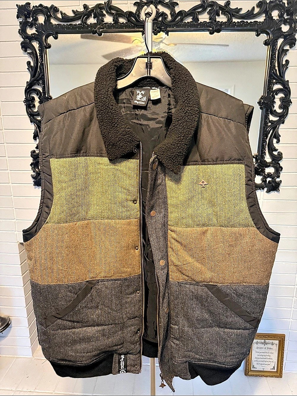 LRG Men's Color Block Vest 3XL Like New